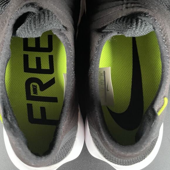 Nike Free RN Flyknit 3.0 Women’s Size 9 Black Running Shoes Athletic Sneaker EUC - Picture 7 of 8